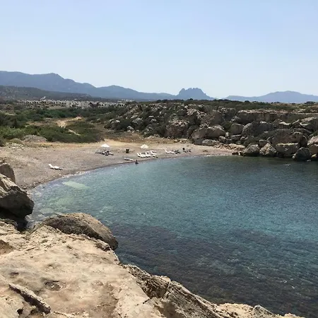 شقة Scandinavian Village Sea View Penthouse With Terrace Agios Georgios (Girne)