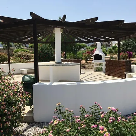 Scandinavian Village Sea View Penthouse With Terrace شقة Agios Georgios (Girne)
